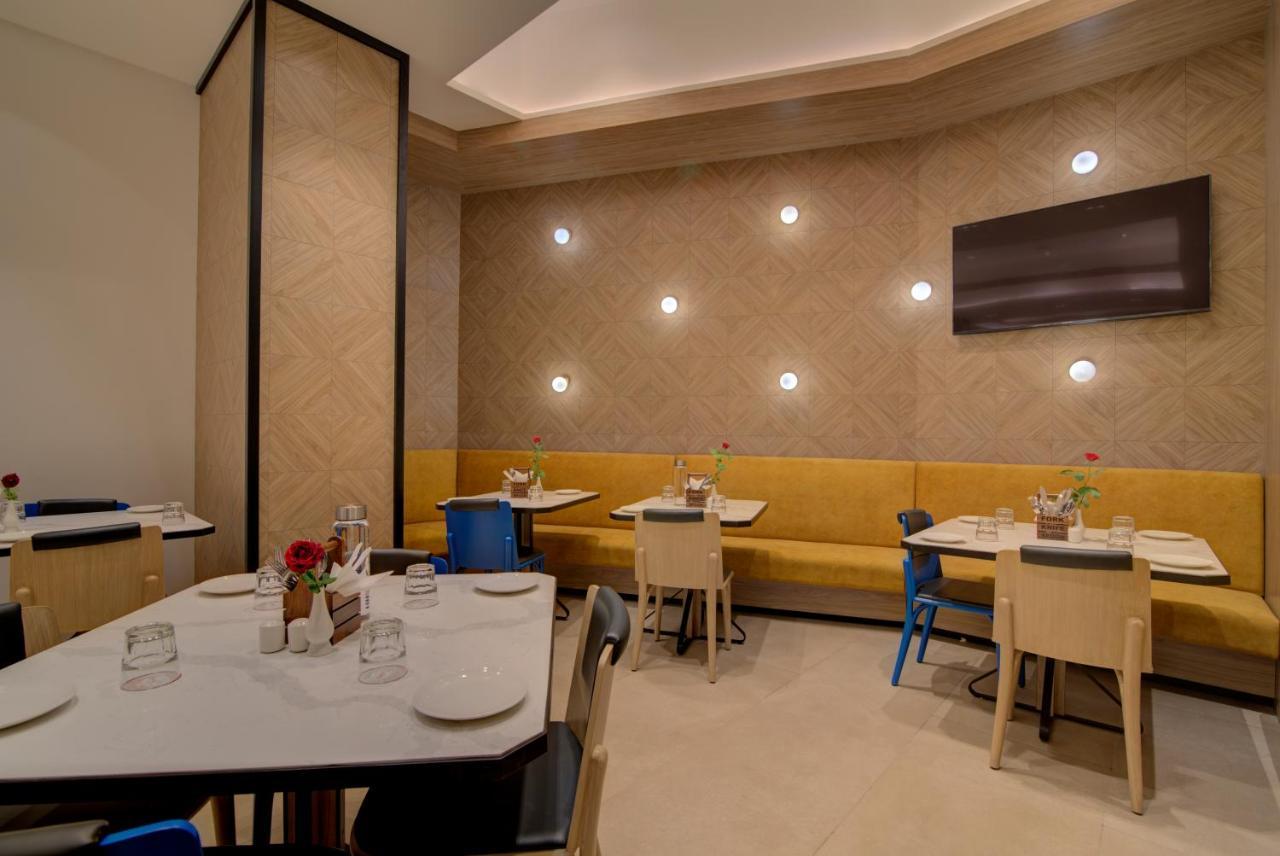 7 Apple Hotel Nashik Esterno foto