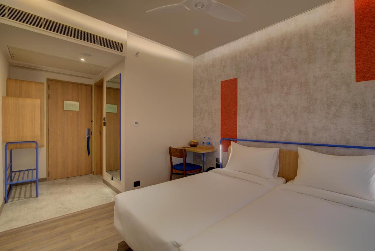 7 Apple Hotel Nashik Esterno foto